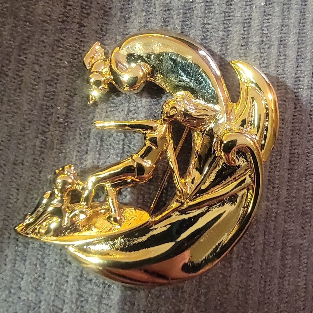 Gold-Tone Nautical Brooch
